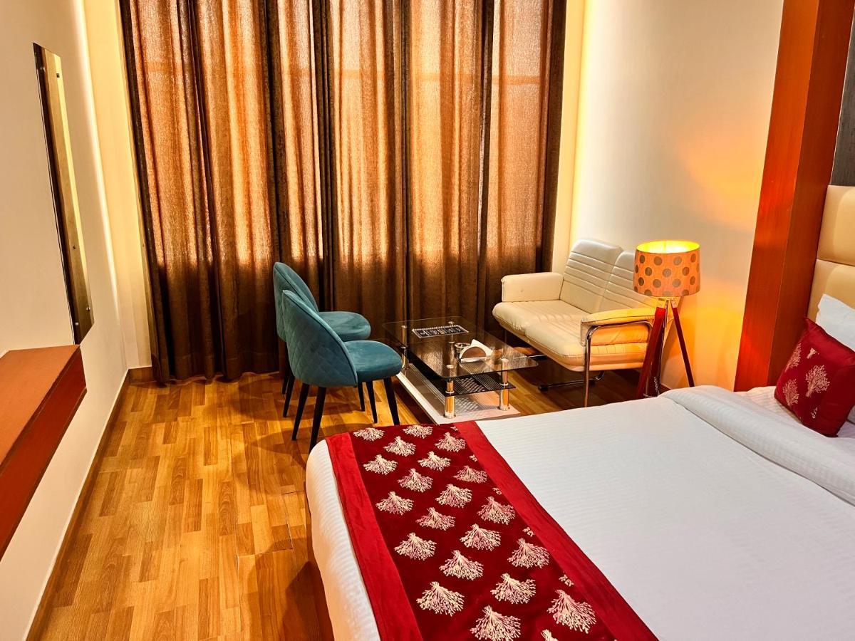 Oyster Pearl I Near Medanta Hospital I Sec-39 I Gurgaon酒店 外观 照片