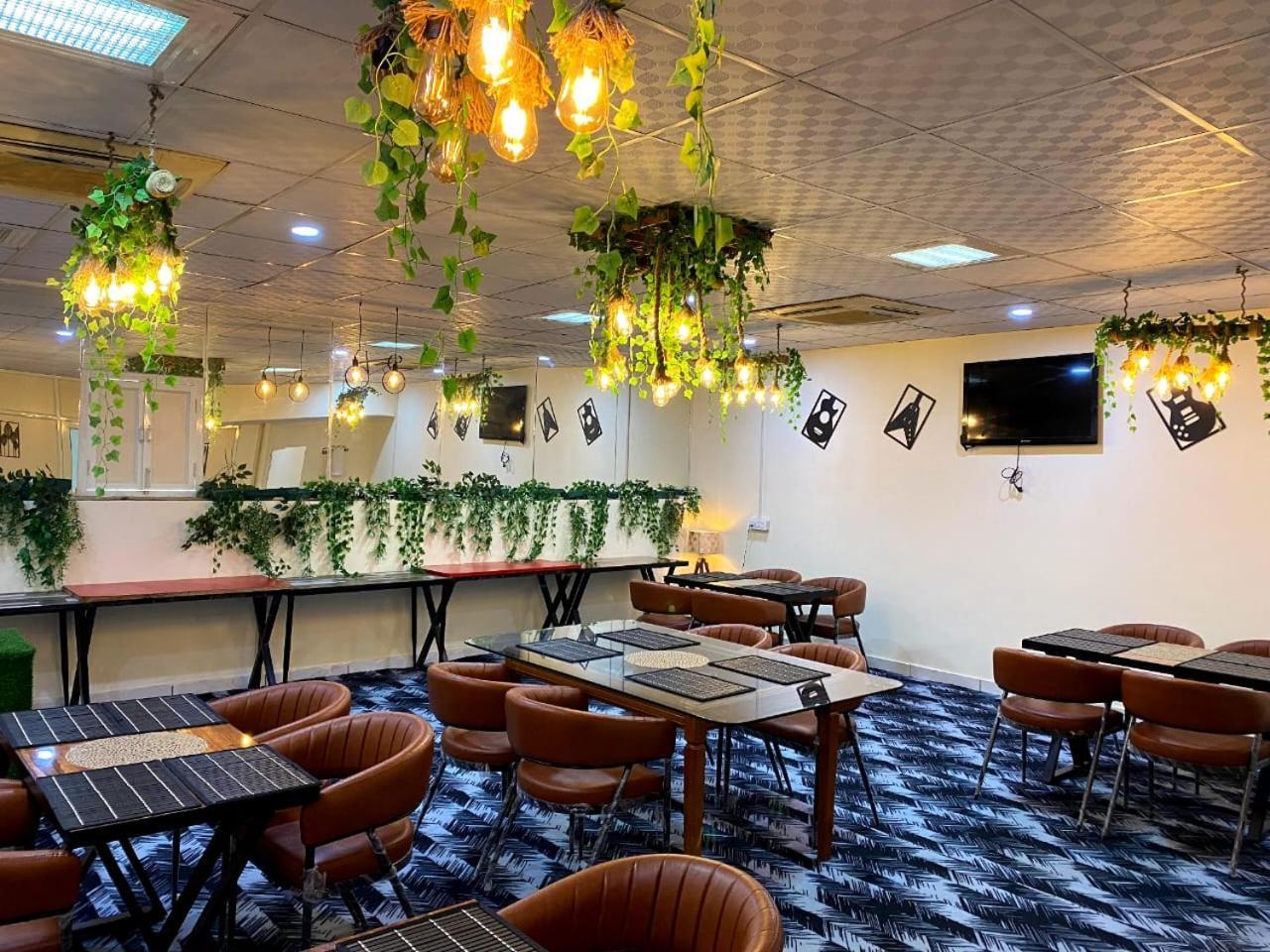 Oyster Pearl I Near Medanta Hospital I Sec-39 I Gurgaon酒店 外观 照片